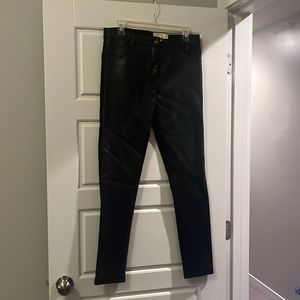 LAMBSKIN leather and stretch pant!
